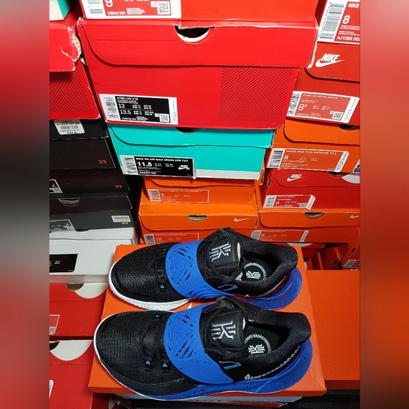 NIKE KYRIE 3 LOW "BLACK GAME ROYAL" MEN'S US SIZE 12 BRAND NEW IN BOX - Picture 14 of 16